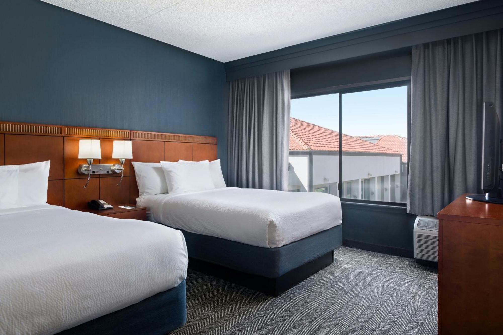 Courtyard By Marriott Phoenix Airport Εξωτερικό φωτογραφία